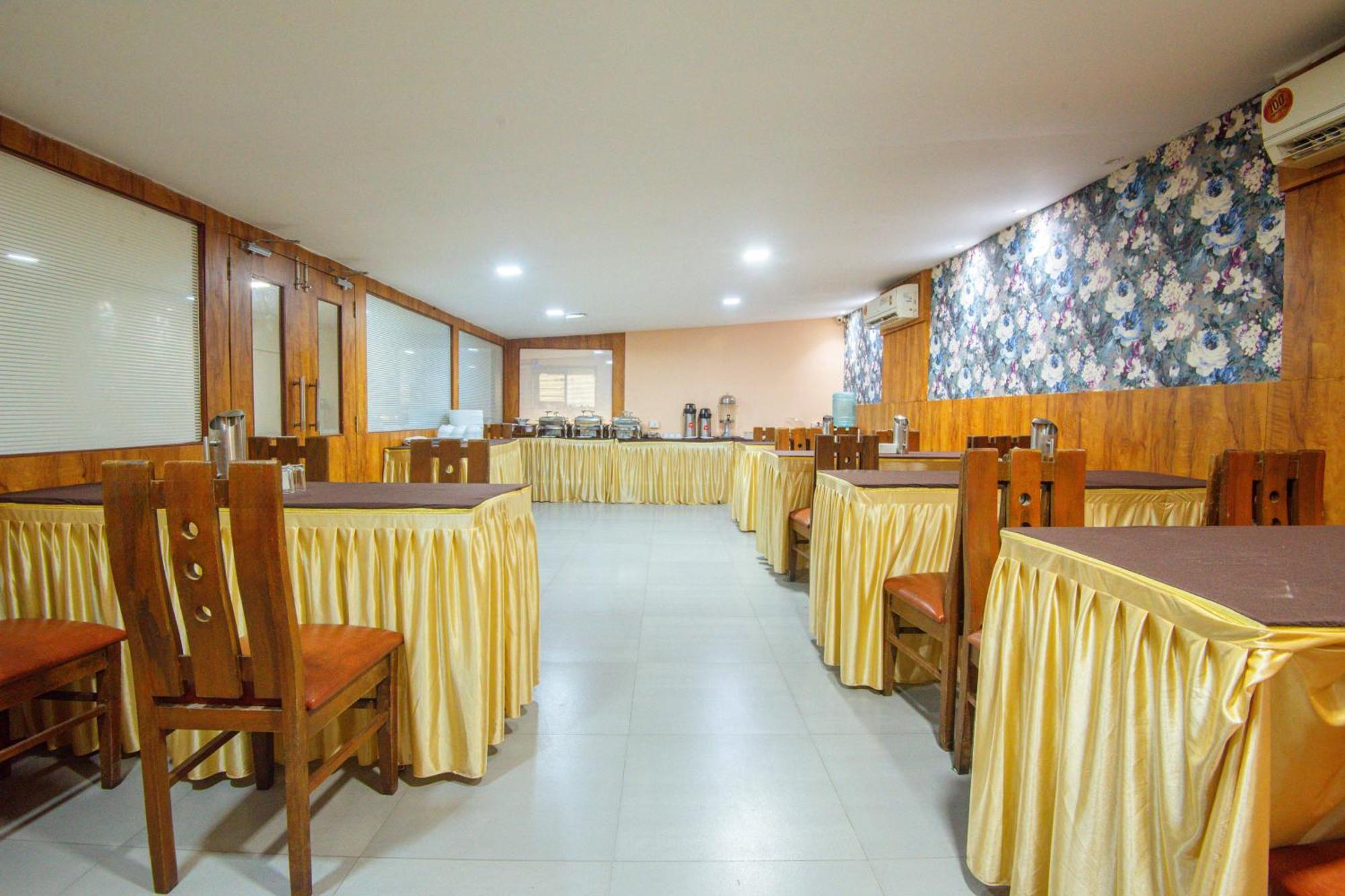Treebo Anam International Hotel Mumbai Exterior foto